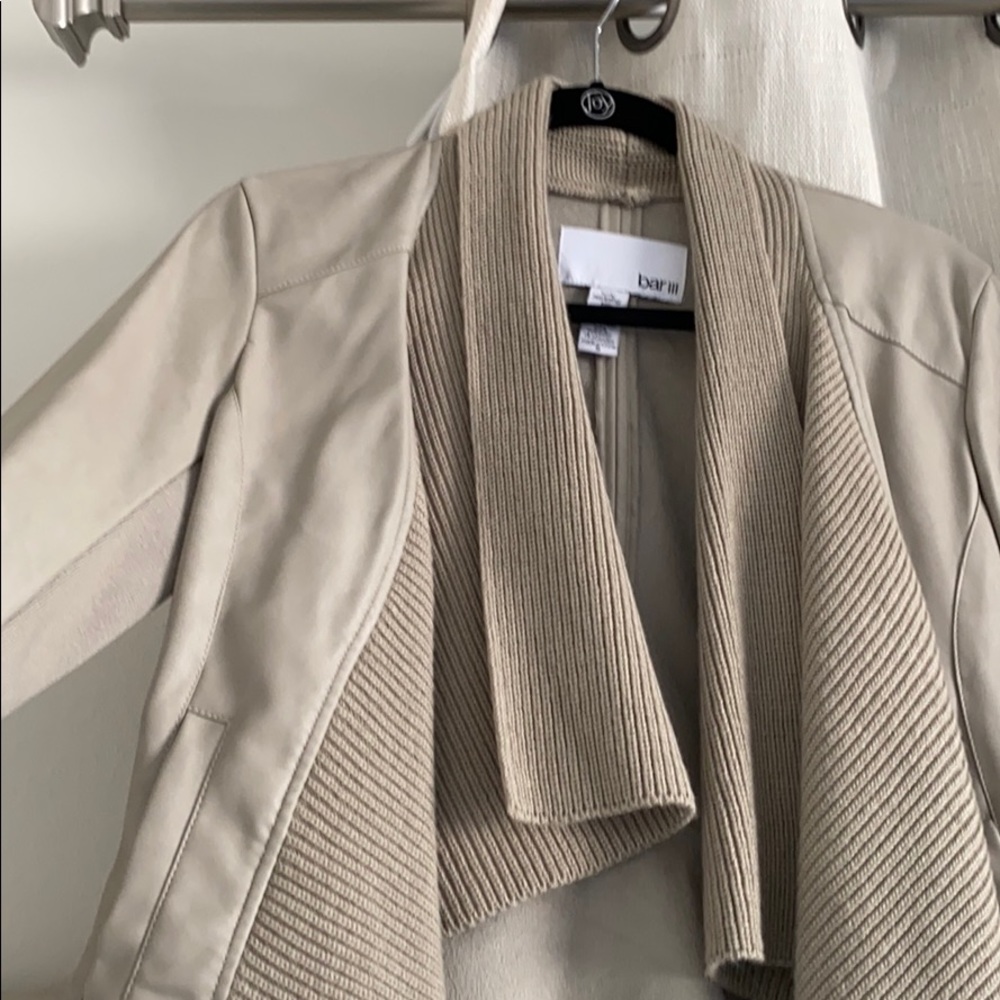 Jacket - Picture 2 of 3
